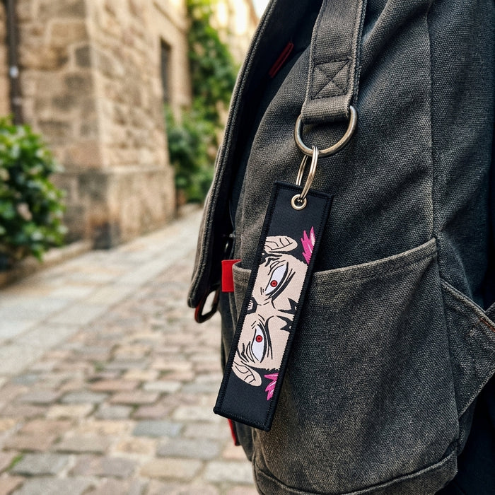 Embroidered keychain in everyday life